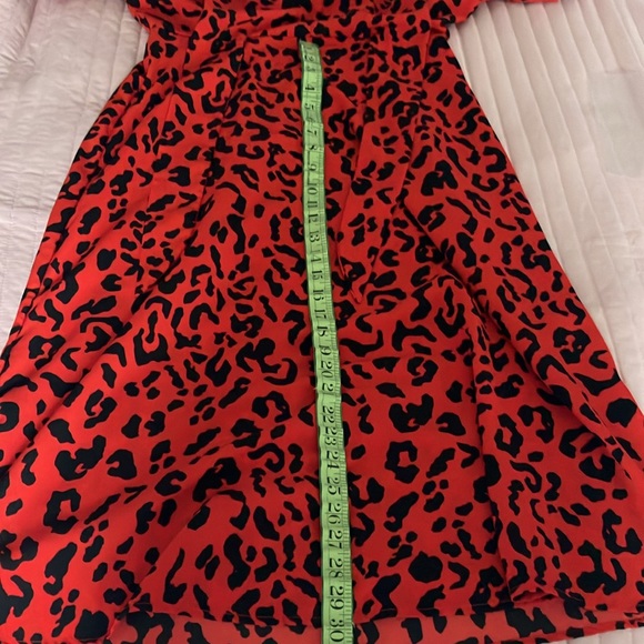 Who What Wear red and black flutter sleeve tie waist midi dress EUC runs large - Picture 9 of 9